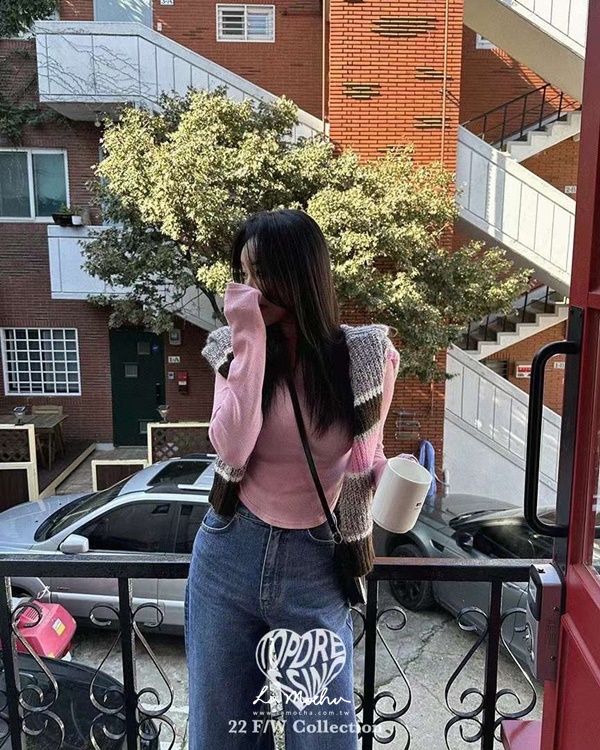 下擺圓弧立領上衣